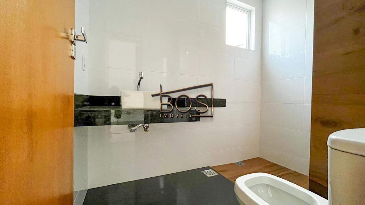 Apartamento, Vila Paris, 2 Quartos, 3 Vagas, 2 Suítes