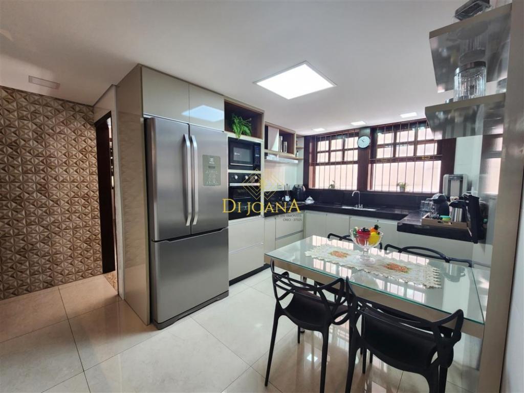 Casa, Guarujá, 4 Quartos, 4 Vagas, 1 Suíte