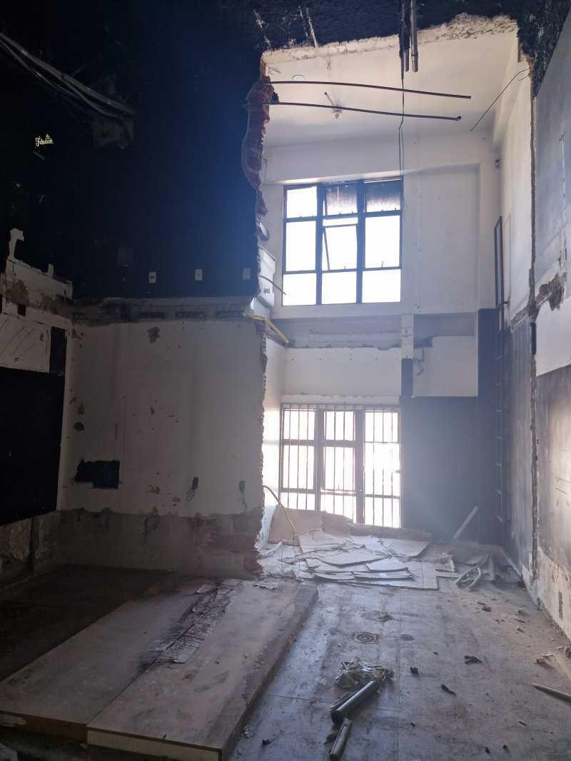 Andar, Estoril, 0 Quarto, 2 Vagas