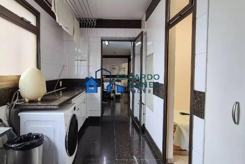 Apartamento, Funcionários, 4 Quartos, 5 Vagas, 2 Suítes