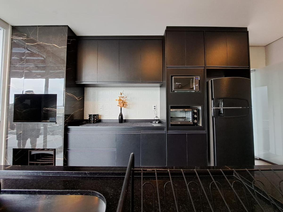 Casa, Centro, 4 Quartos, 3 Vagas, 1 Suíte