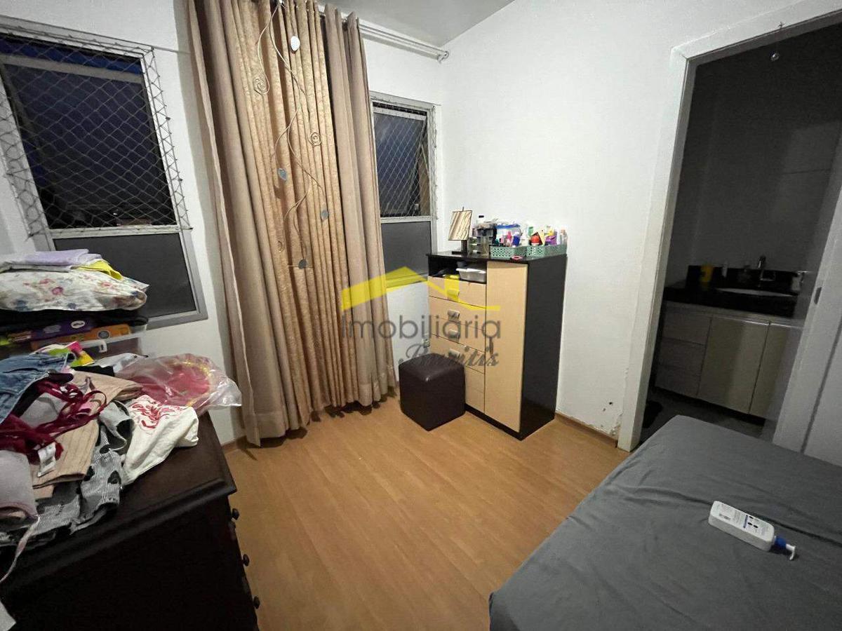 Apartamento, Estoril, 3 Quartos, 2 Vagas, 1 Suíte