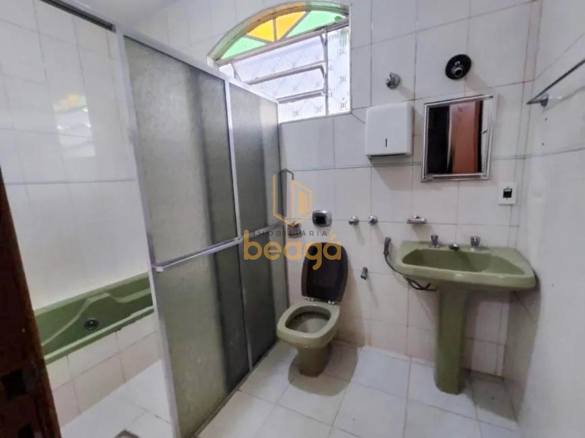 Casa, Camargos, 3 Quartos, 4 Vagas, 1 Suíte