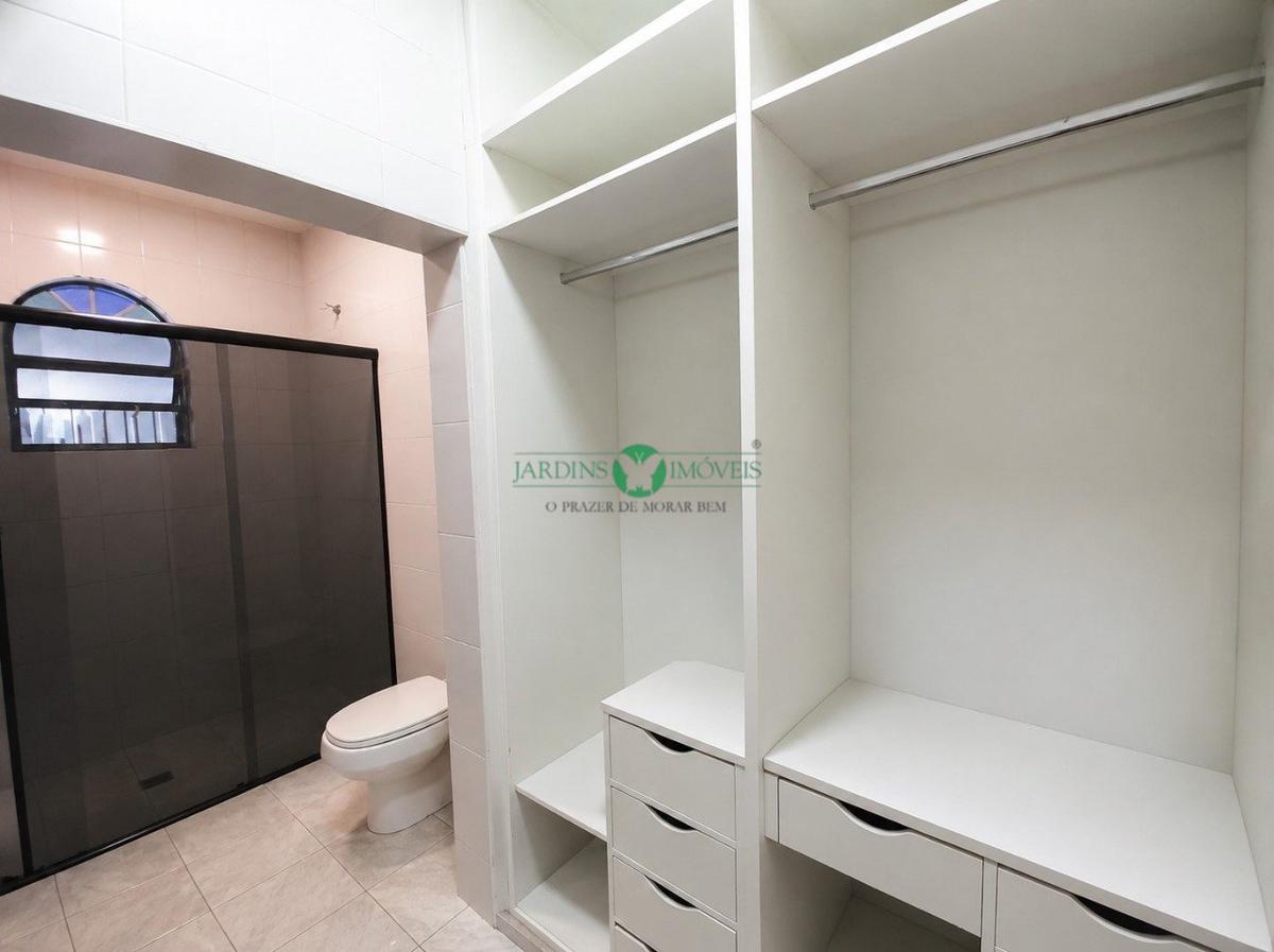 Casa, Ipiranga, 3 Quartos, 5 Vagas, 1 Suíte