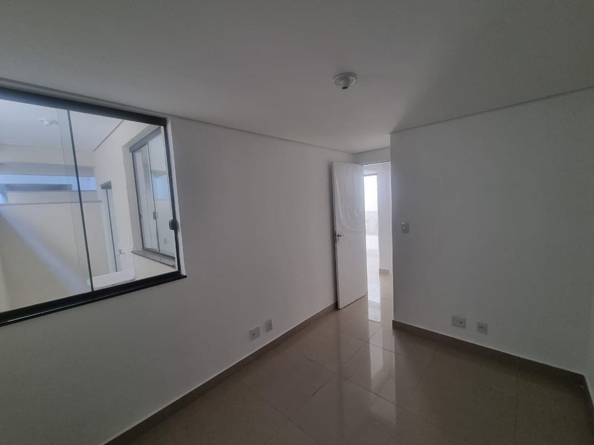 Apartamento, Planalto, 2 Quartos, 1 Vaga, 1 Suíte
