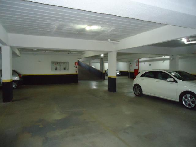 Garagem, União, 0 Quarto, 1 Vaga