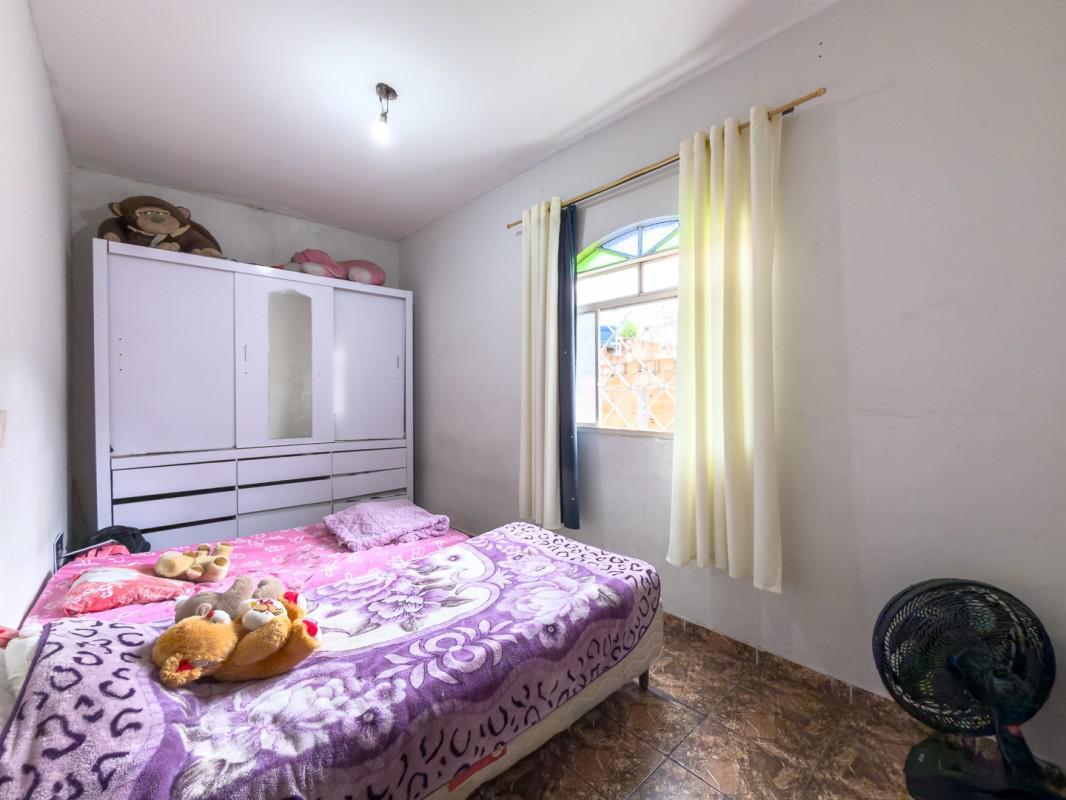 Casa, Confisco, 6 Quartos, 2 Vagas, 2 Suítes