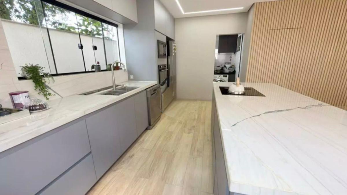 Casa, Santa Helena, 3 Quartos, 2 Vagas, 1 Suíte