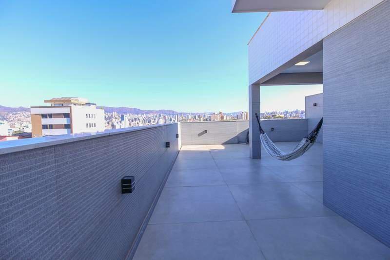 Cobertura, Sagrada Família, 3 Quartos, 4 Vagas, 2 Suítes