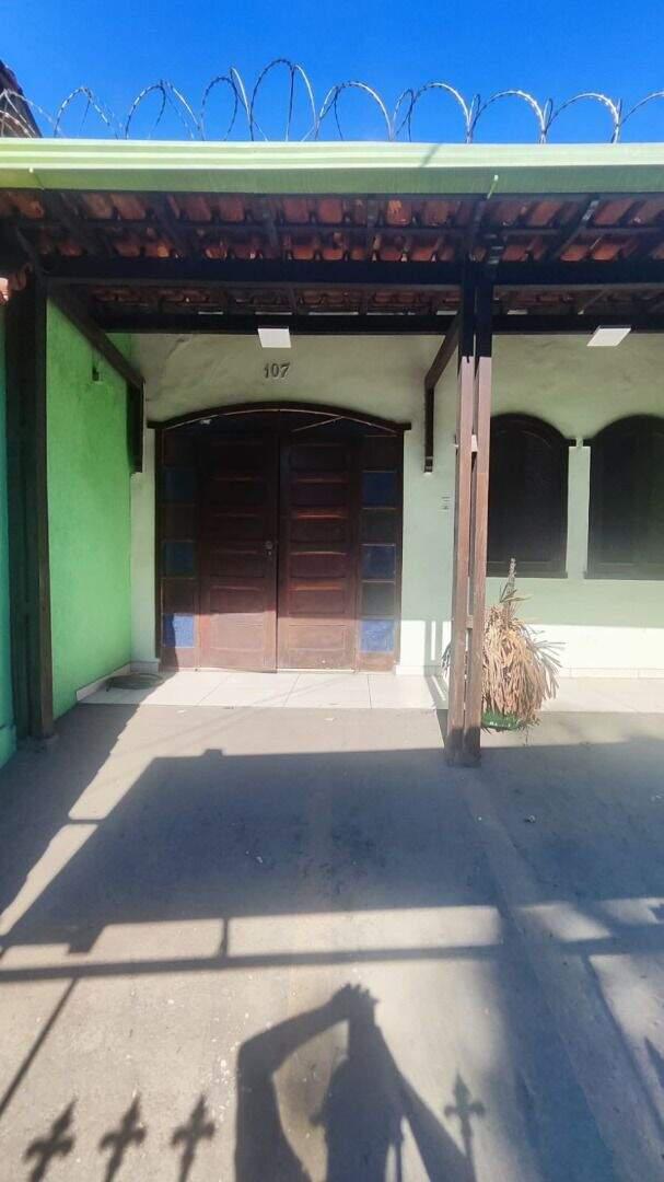 Casa, São João Batista, 2 Quartos, 2 Vagas, 1 Suíte