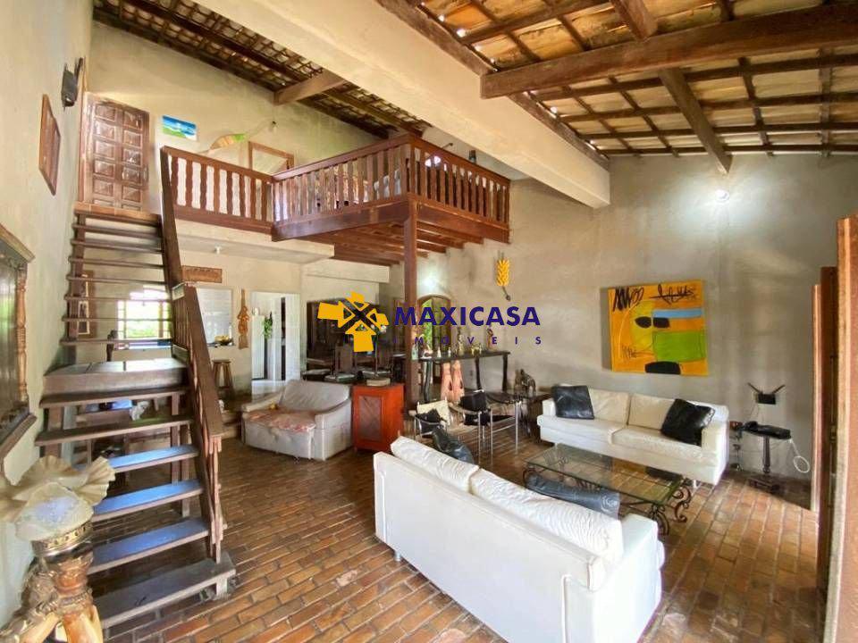 Casa, Trevo, 3 Quartos, 6 Vagas, 1 Suíte