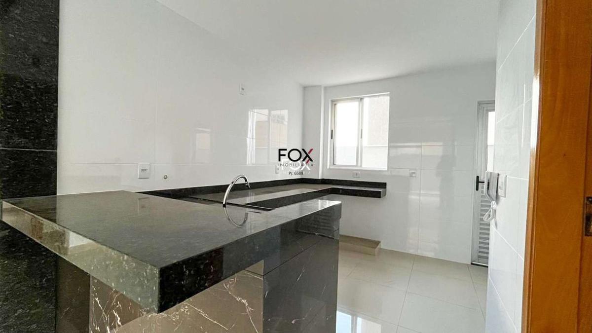 Apartamento, Vila Paris, 2 Quartos, 3 Vagas, 2 Suítes