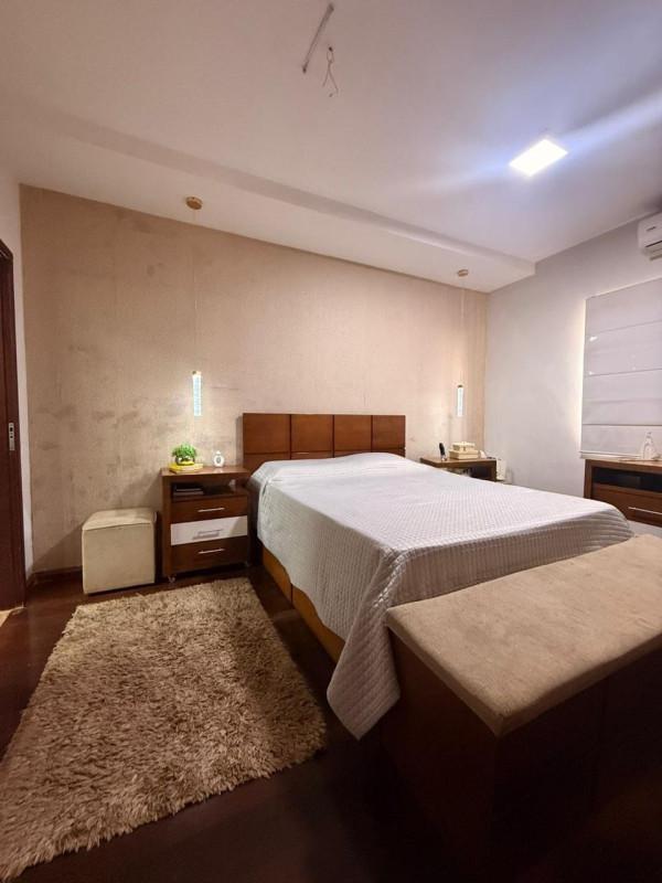 Casa, Campos Elíseos, 3 Quartos, 4 Vagas, 1 Suíte