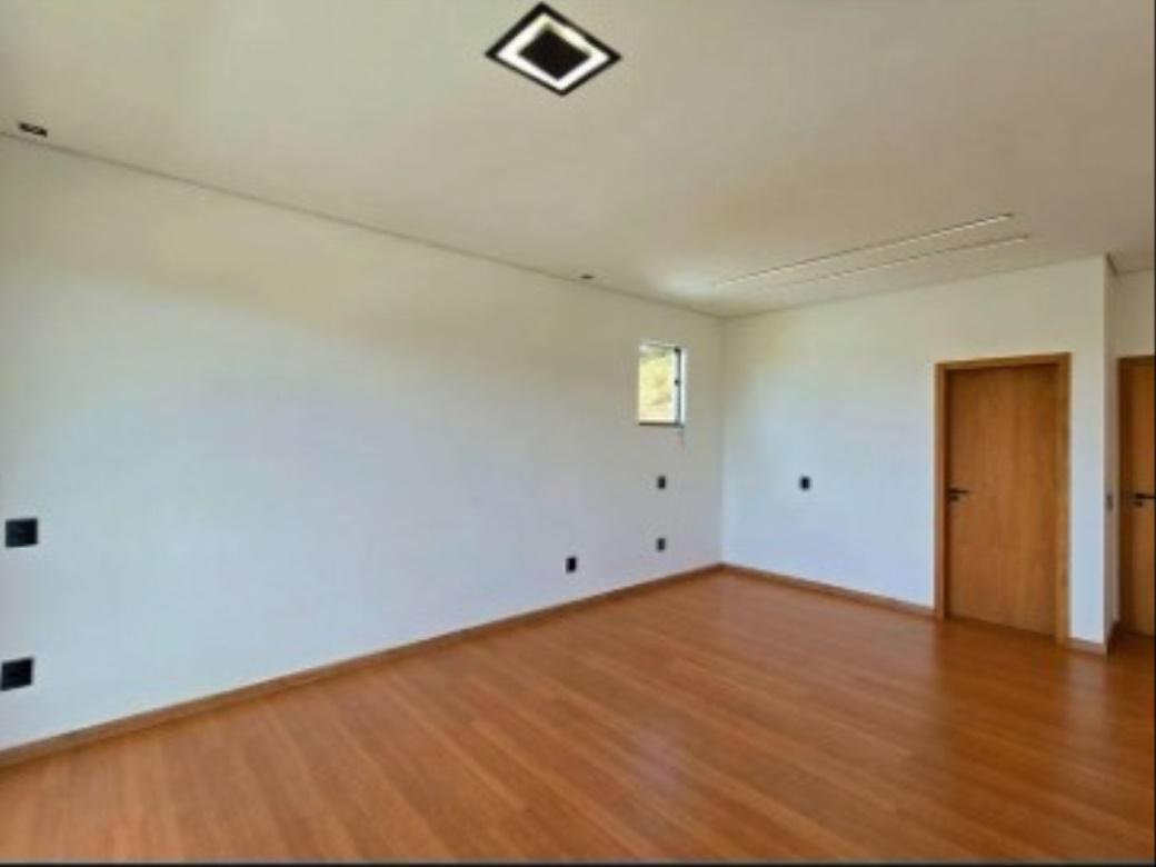 Casa em Condomínio, Água Limpa, 4 Quartos, 3 Suítes