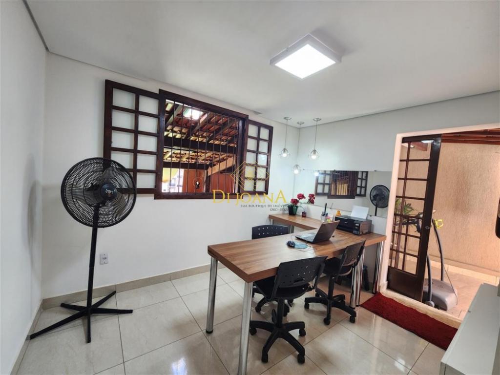 Casa, Guarujá, 4 Quartos, 4 Vagas, 1 Suíte