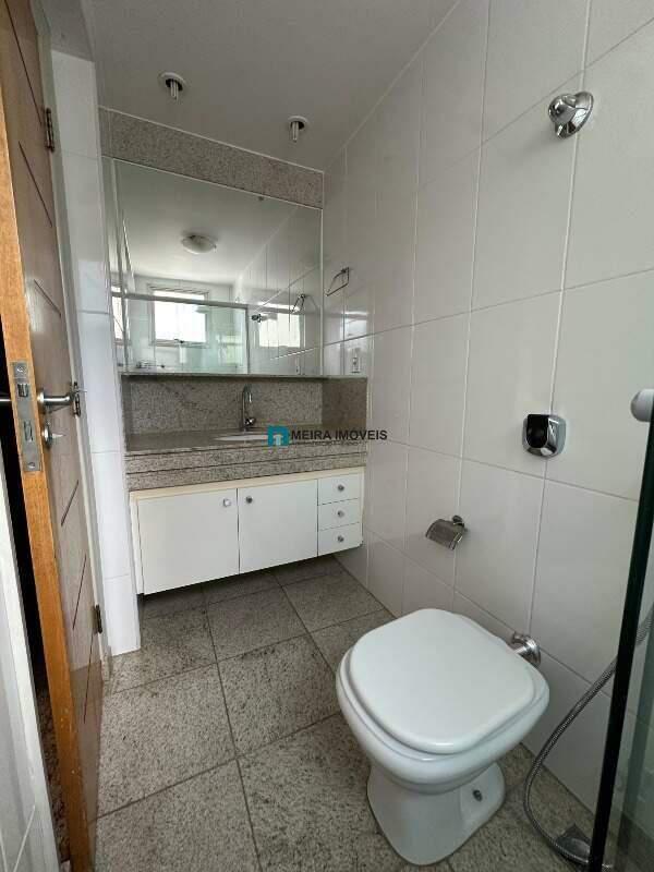 Apartamento, Funcionários, 4 Quartos, 2 Vagas, 1 Suíte