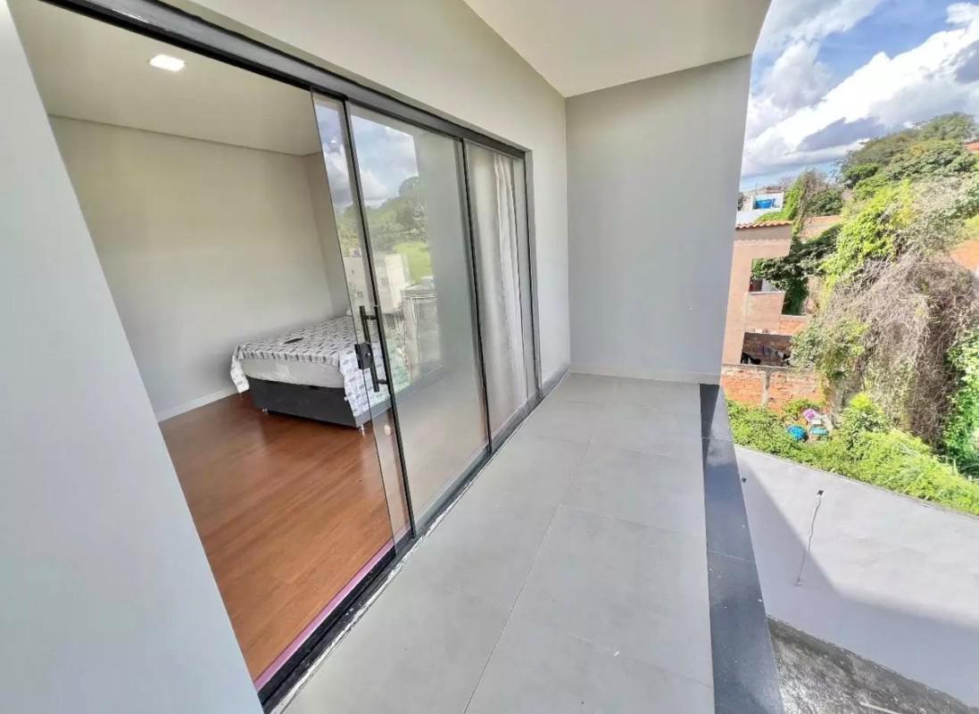 Casa, Colonial, 3 Quartos, 4 Vagas, 1 Suíte