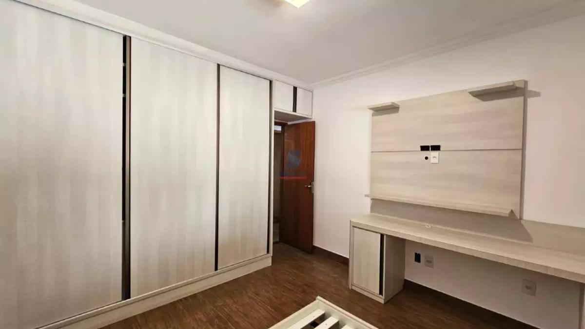 Casa, Fonte Grande, 4 Quartos, 8 Vagas, 1 Suíte