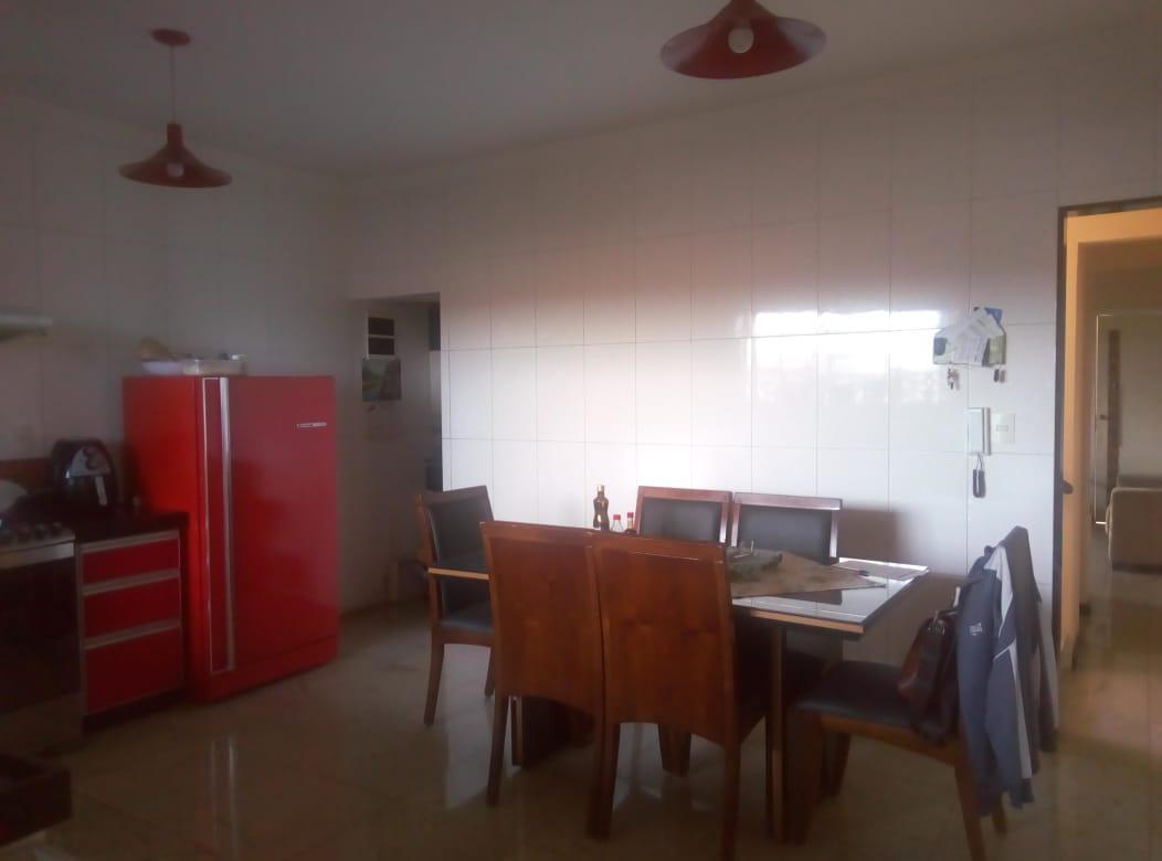 Casa, Cândida Ferreira, 3 Quartos, 6 Vagas, 2 Suítes