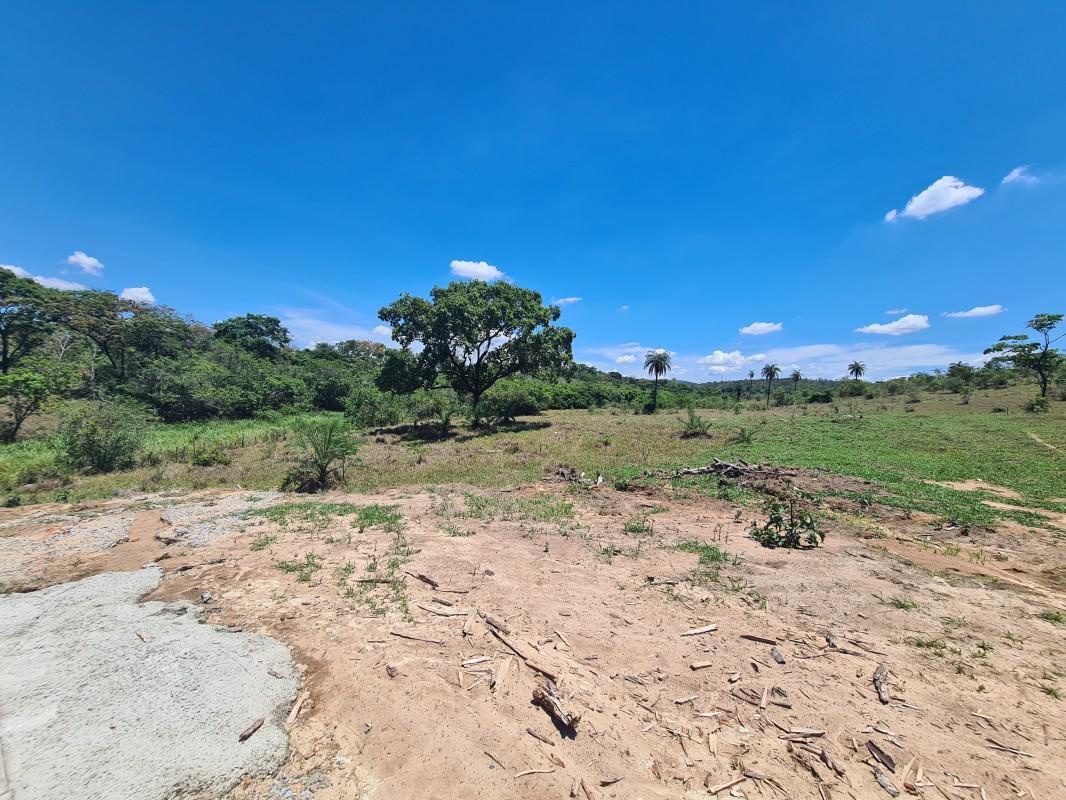 Lote, Novo Retiro, 0 Quarto, 0 Vaga