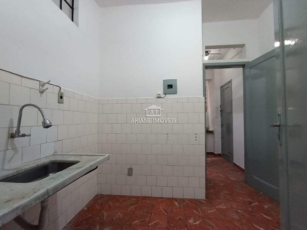 Apartamento, Centro, 2 Quartos, 0 Vaga