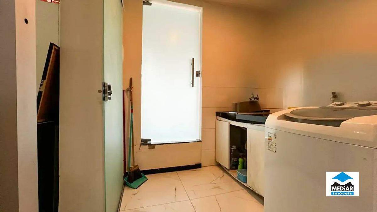 Casa, Santa Branca, 3 Quartos, 1 Vaga, 2 Suítes