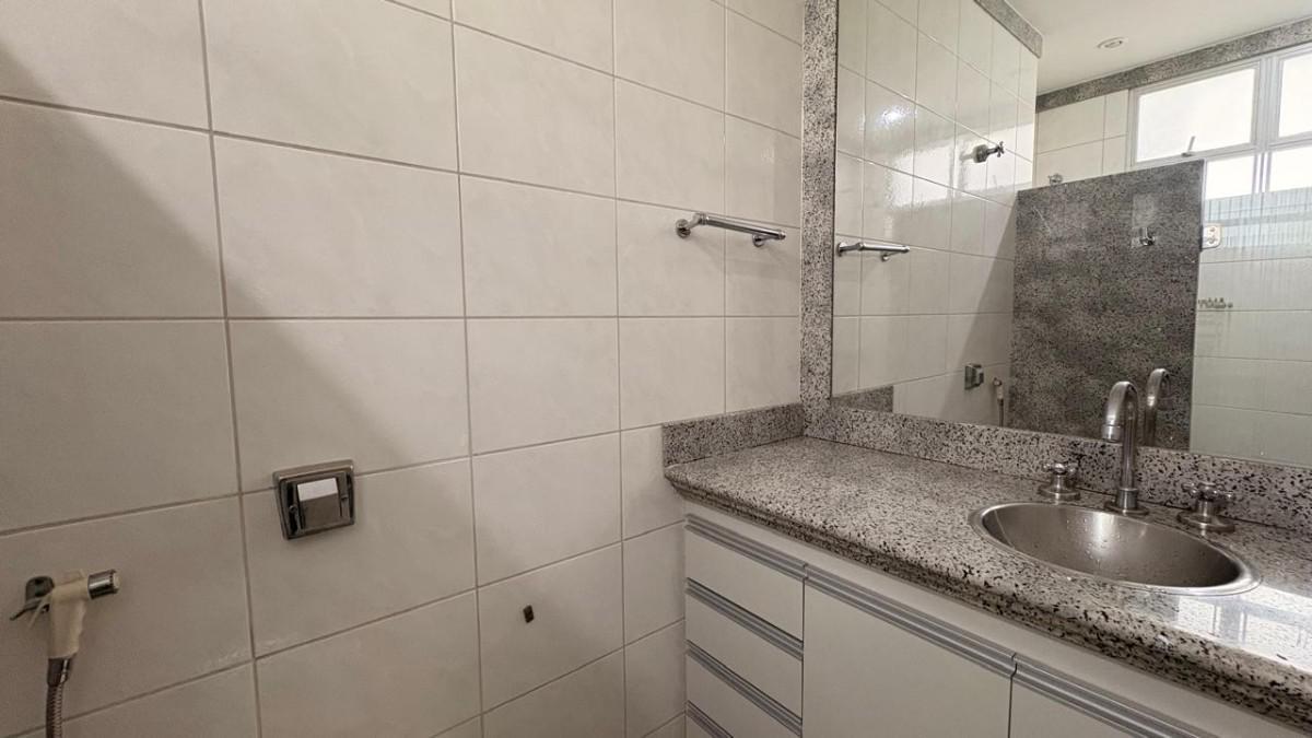 Casa, Vila Paris, 4 Quartos, 4 Vagas, 2 Suítes