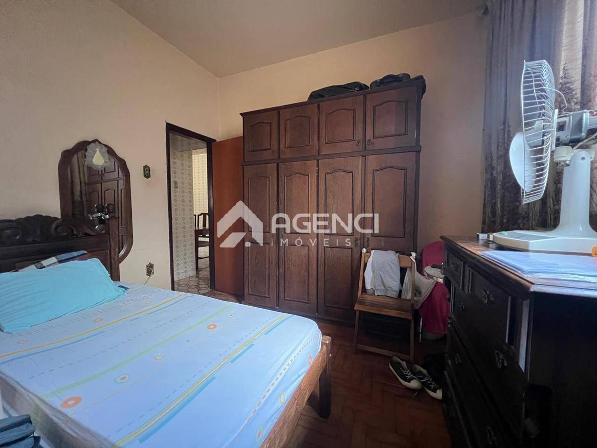 Casa, Camargos, 3 Quartos, 0 Vaga, 0 Suíte