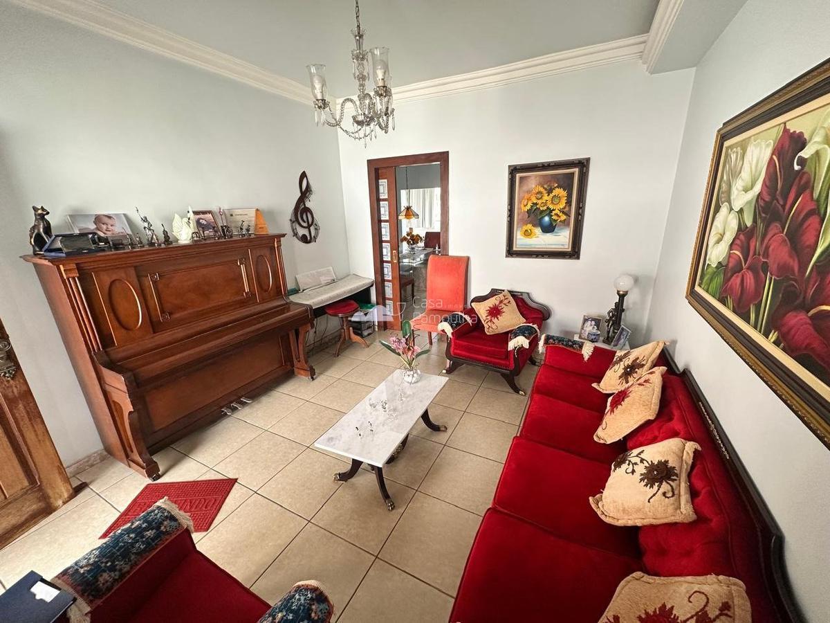Casa, Santa Mônica, 5 Quartos, 3 Vagas, 1 Suíte