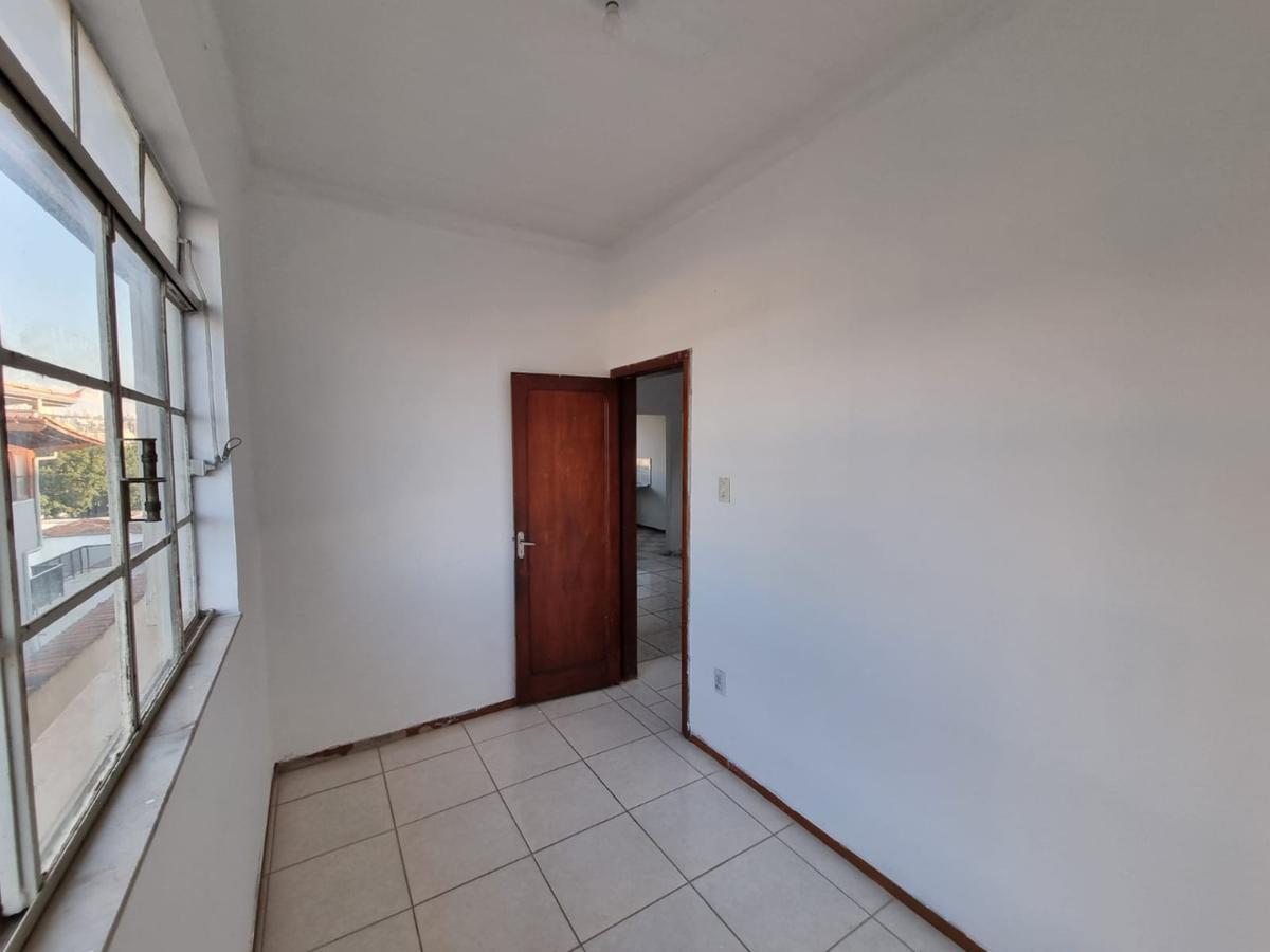 Casa, Lagoinha, 3 Quartos, 0 Vaga, 1 Suíte