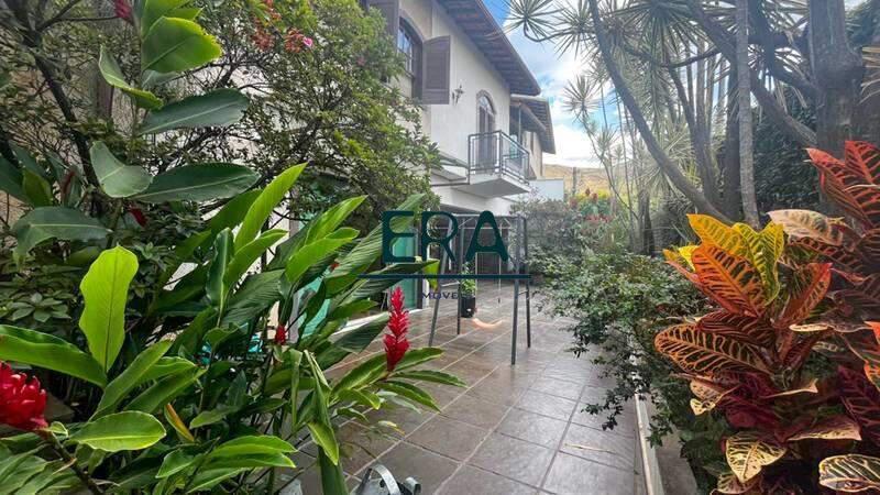Casa, Comiteco, 5 Quartos, 6 Vagas, 2 Suítes