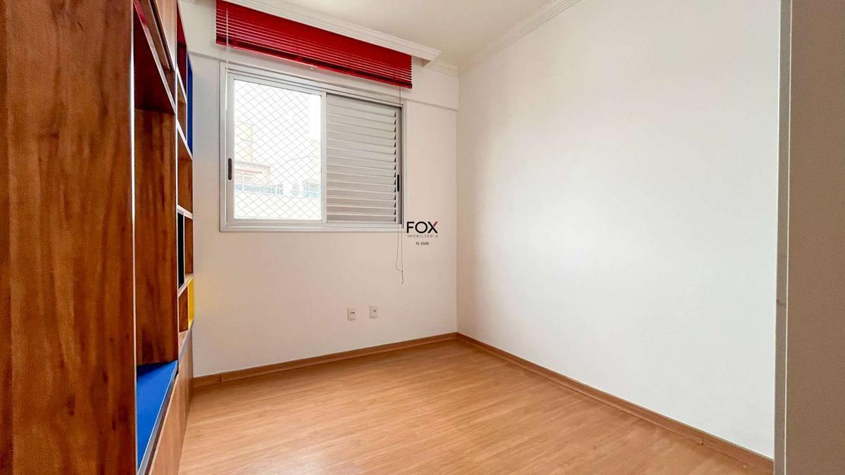Apartamento, Estoril, 3 Quartos, 2 Vagas, 1 Suíte