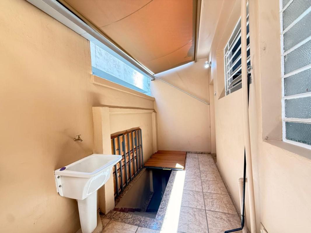Apartamento, Sagrada Família, 2 Quartos, 1 Vaga