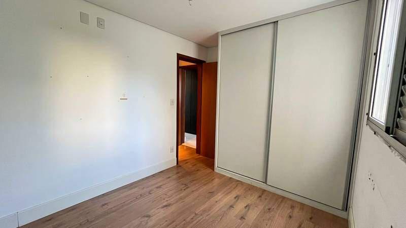 Apartamento, Luxemburgo, 3 Quartos, 1 Vaga, 1 Suíte