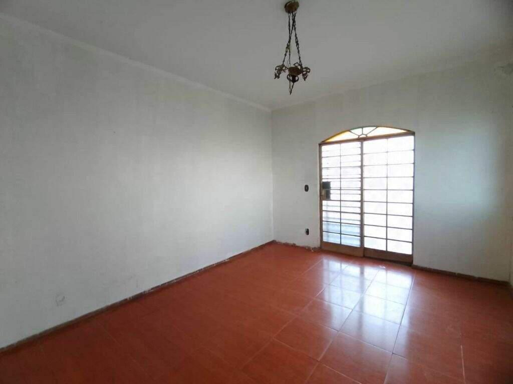 Casa, Palmeiras, 5 Quartos, 3 Vagas, 1 Suíte