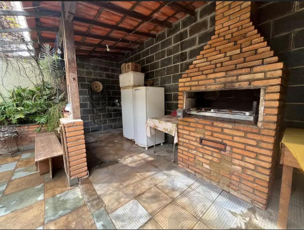 Casa, Teixeira Dias, 4 Quartos, 3 Vagas