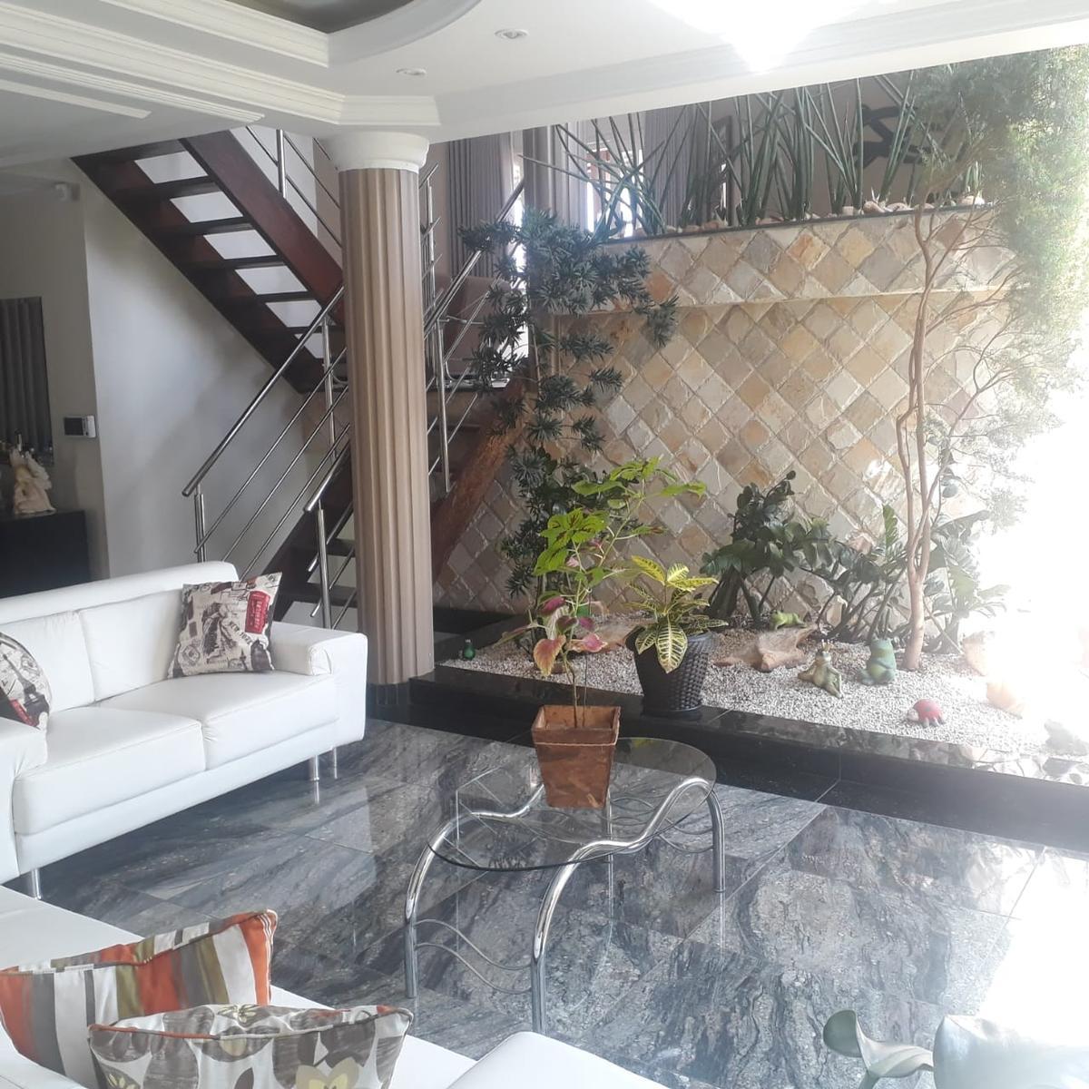 Casa, Heliópolis, 4 Quartos, 4 Vagas, 1 Suíte
