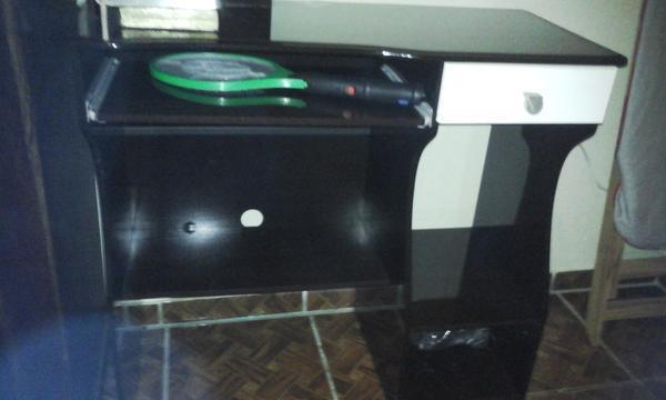 rack Tabaco Com Gaveta Seminovo