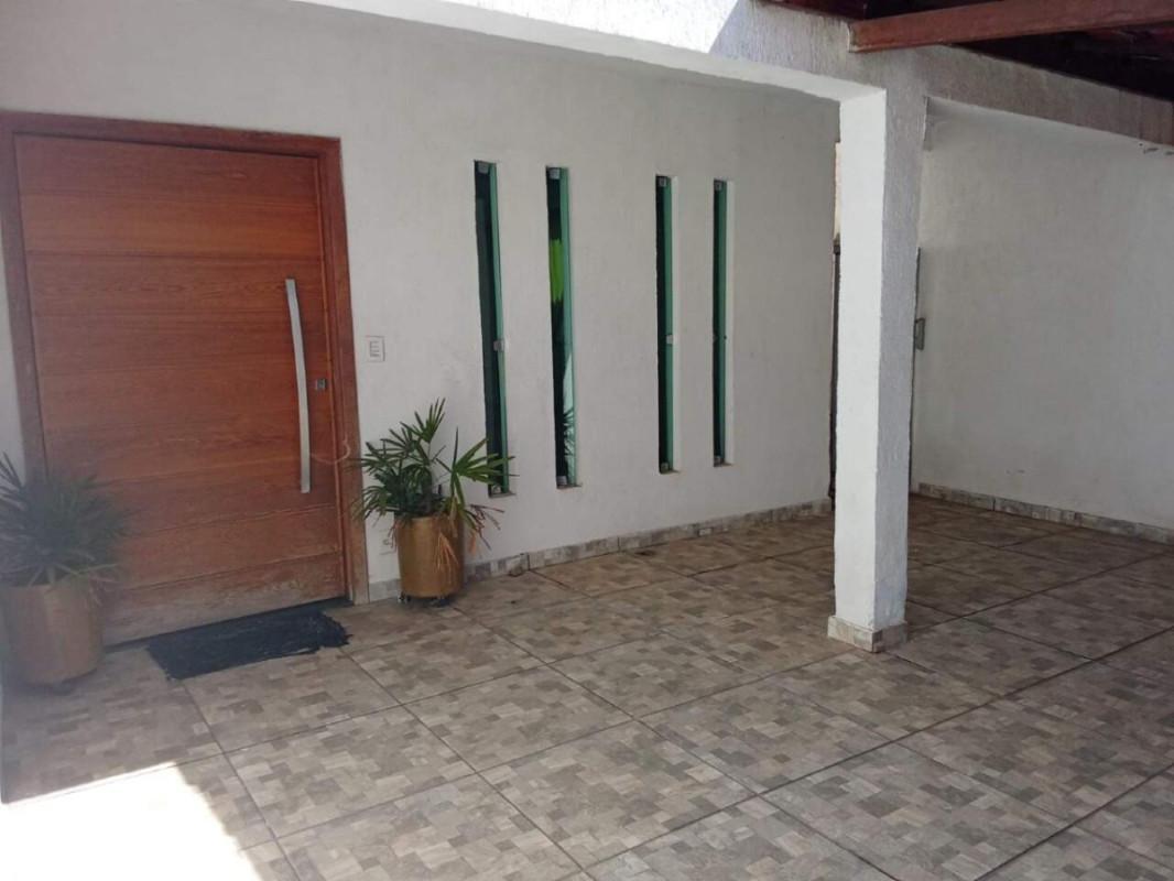 Casa, Araguaia, 3 Quartos, 2 Vagas, 1 Suíte