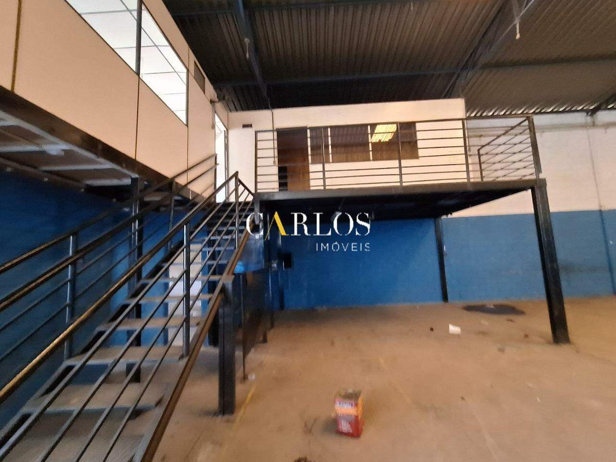 Galpão, Vila Paris, 4 Vagas