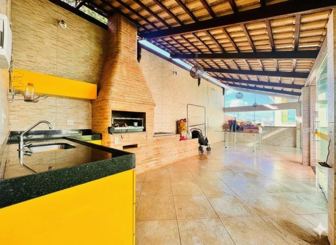 Casa, Rio Branco, 4 Quartos, 3 Vagas, 1 Suíte