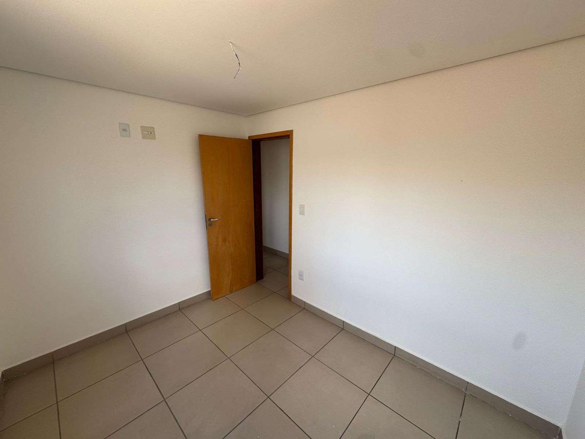 Cobertura, Concórdia, 2 Quartos, 2 Vagas, 1 Suíte