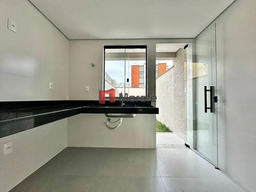 Casa, Santa Mônica, 2 Quartos, 1 Vaga, 2 Suítes