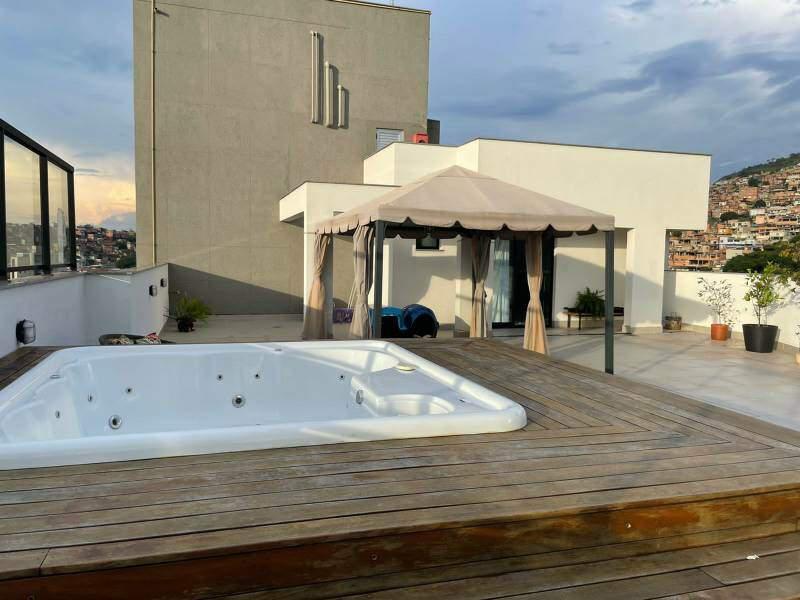 Cobertura, Serra, 4 Quartos, 4 Vagas, 2 Suítes