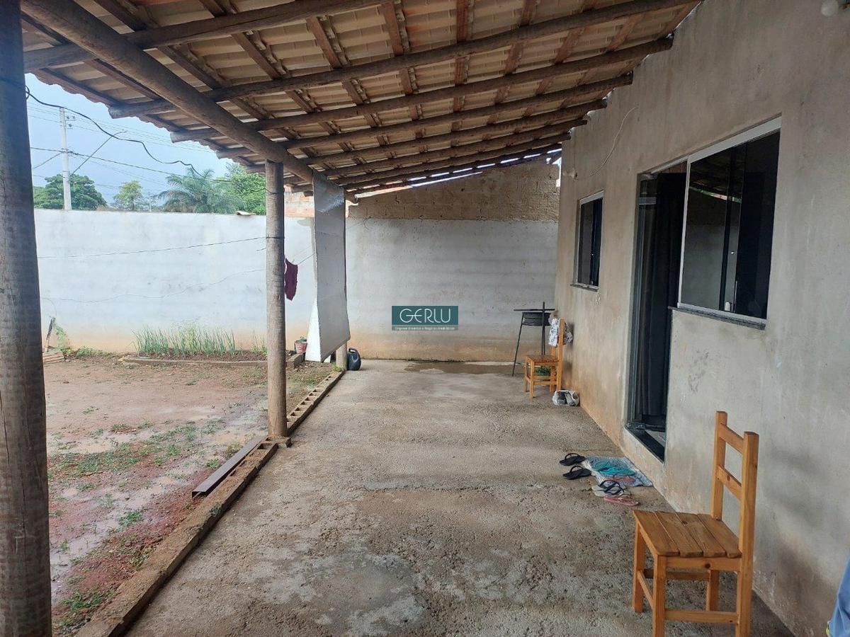 Casa, Centro, 2 Quartos, 2 Vagas