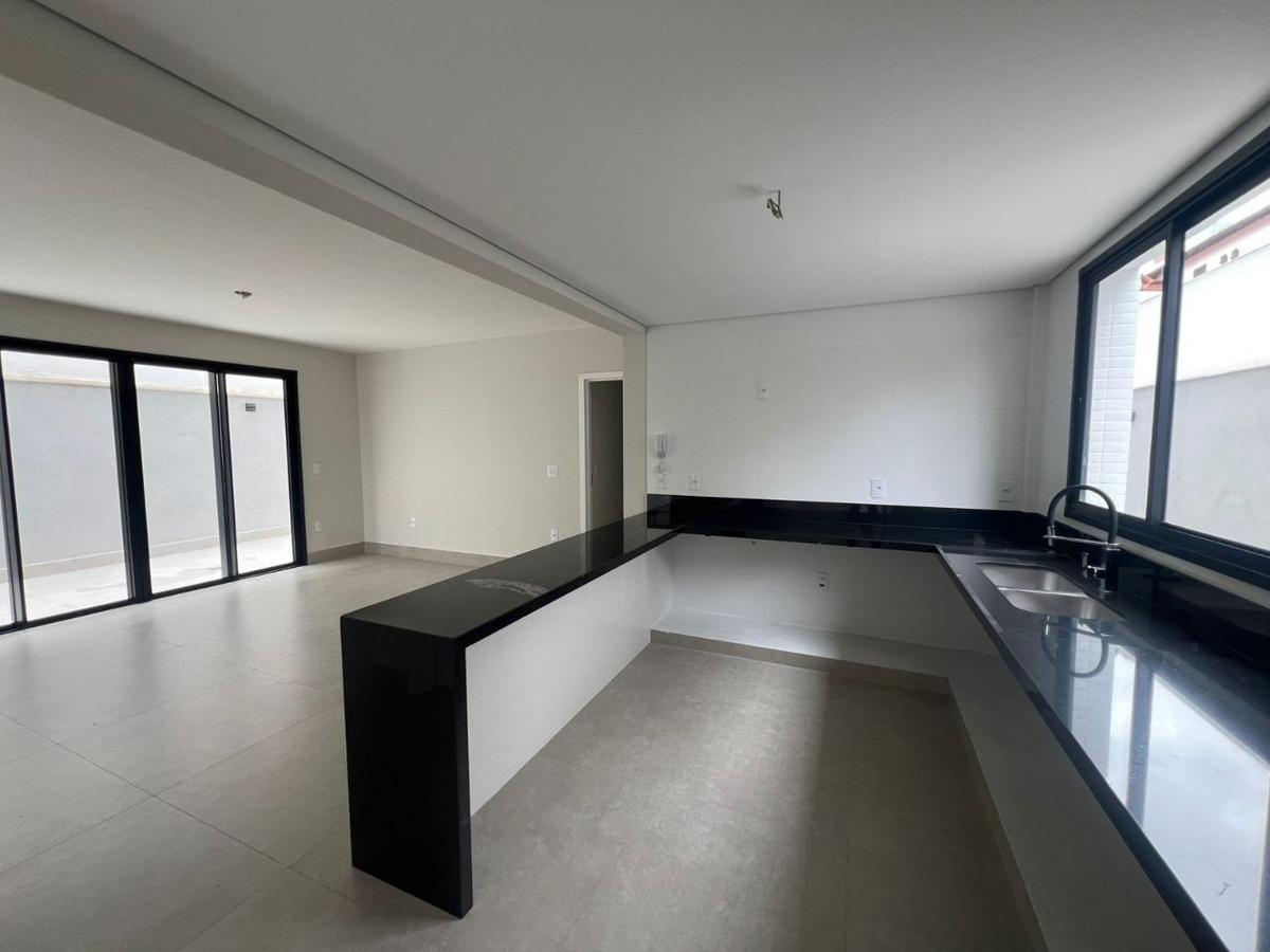 Apartamento, Liberdade, 4 Quartos, 3 Vagas, 3 Suítes