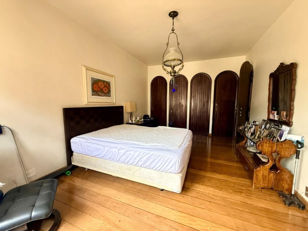 Casa, Santa Lúcia, 4 Quartos, 3 Vagas, 1 Suíte