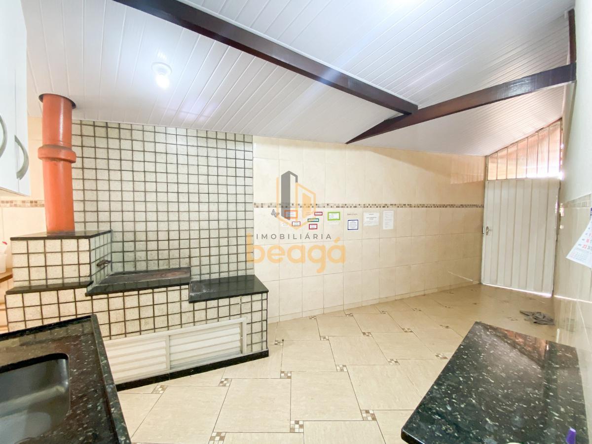Casa, São Gotardo, 5 Quartos, 6 Vagas, 1 Suíte