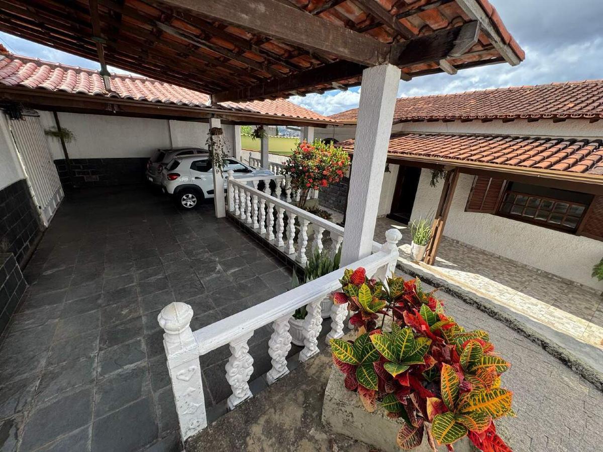 Casa, Palmeiras, 4 Quartos, 4 Vagas, 1 Suíte