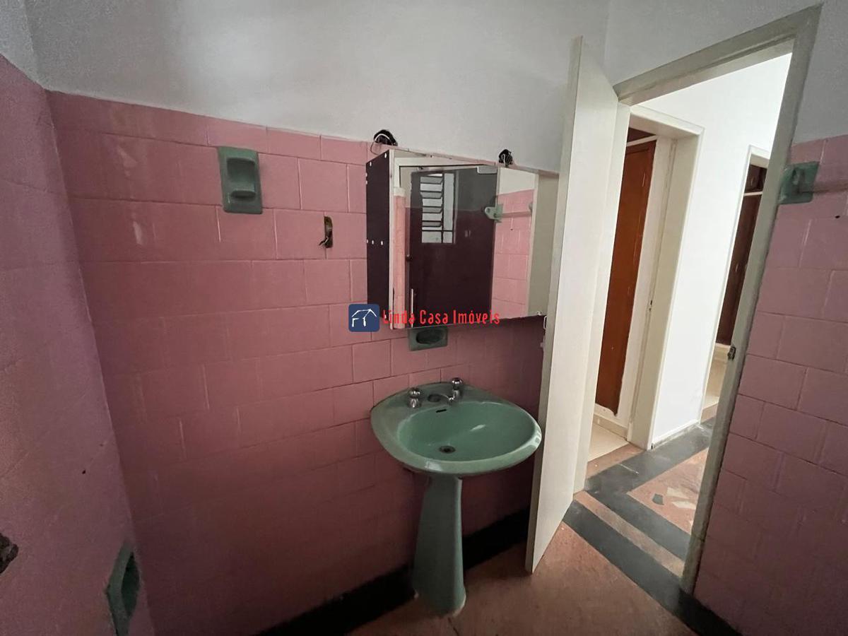 Casa Comercial, Carlos Prates, 4 Quartos, 2 Vagas, 1 Suíte